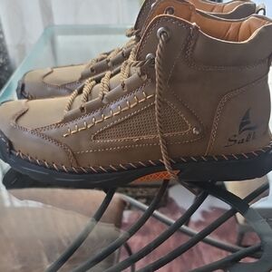 Salkin Tan Men's Hiking Boots